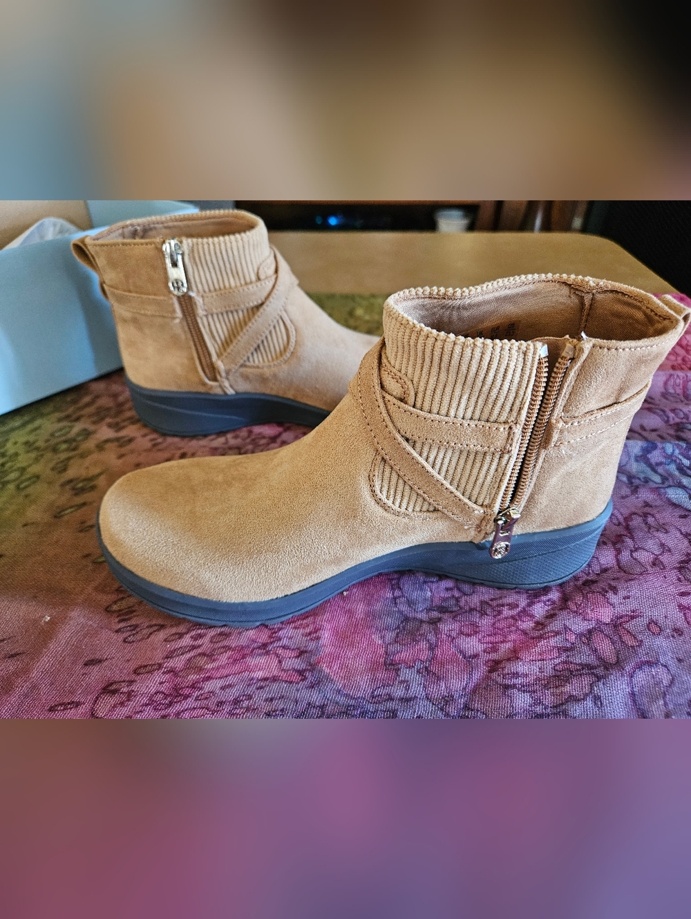 Sz 6.5 Wide Lifestride Bzees Airstep Booties Honey - Picture 4 of 11